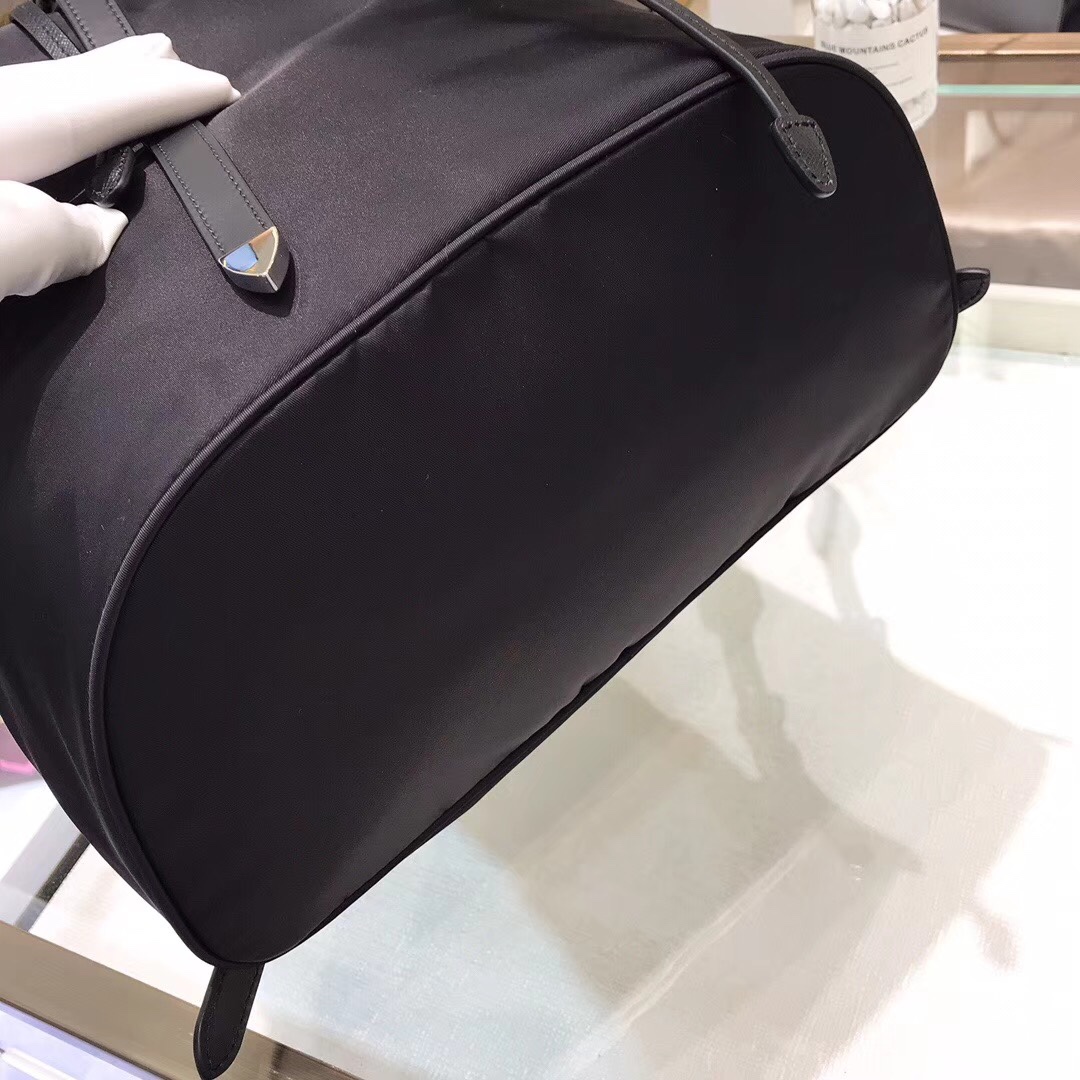 P*rada Top Bag 32*25*14.5cm