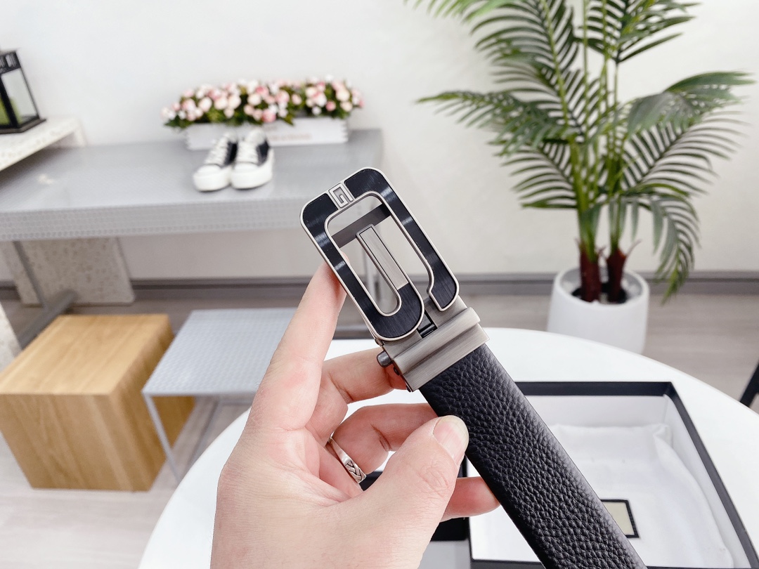 G*ucci Belts Top Version