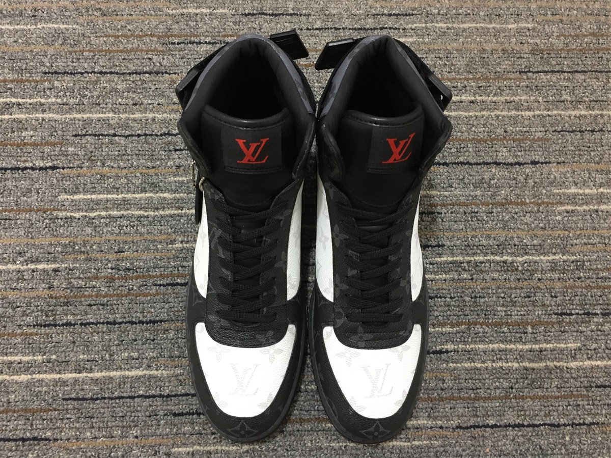 Men L*ouis V*uitton Rivoli Top Sneaker