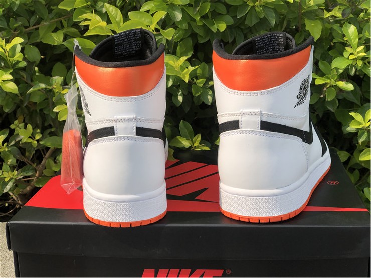Air Jordan 1 High OG “Electro Orange” 555088-180