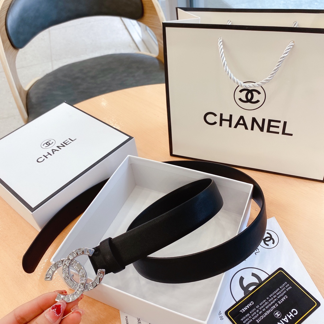 L*ouis V*uitton Belts Top Version