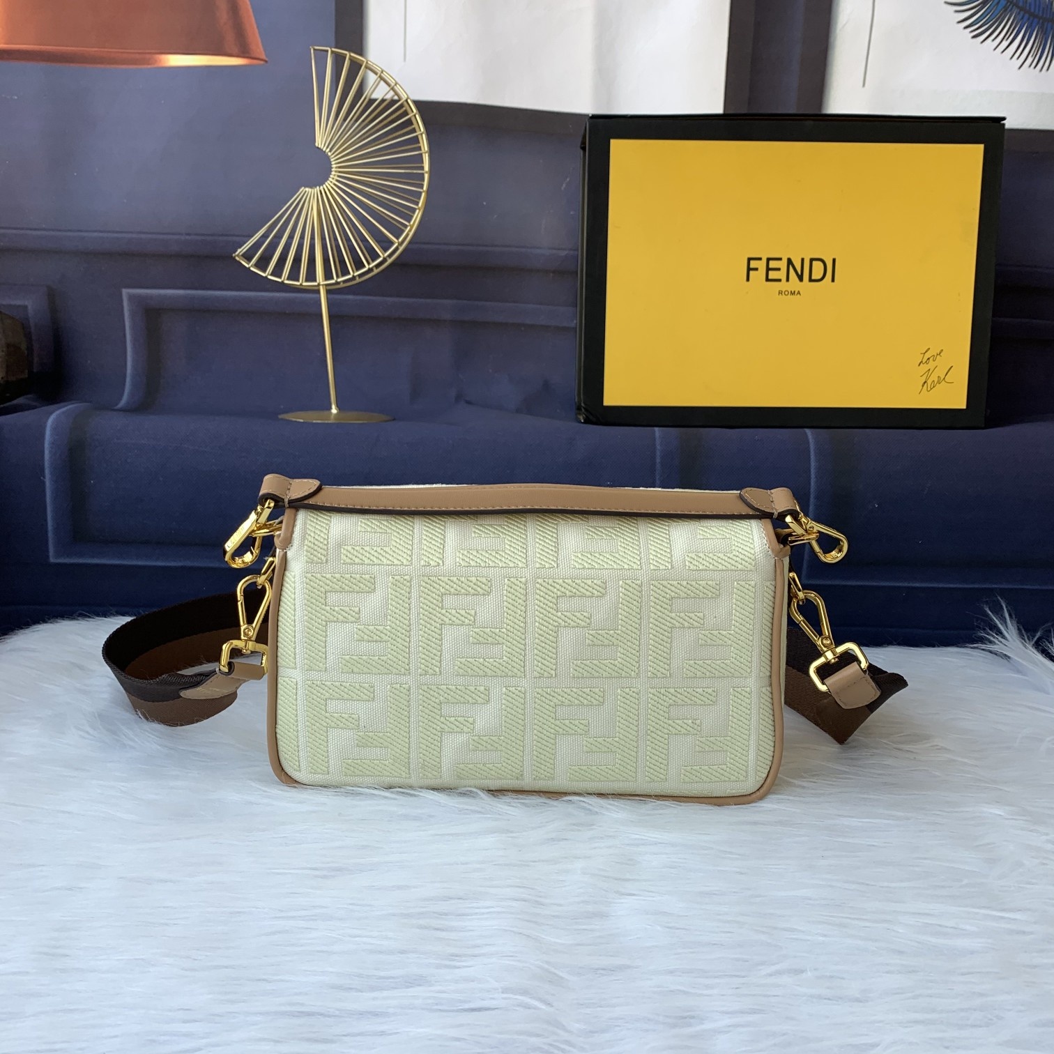 F*endi Top Bag 26*14*4cm