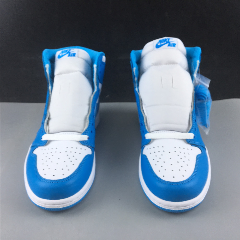 Air Jordan 1 Retro High OG “UNC” 555088-117