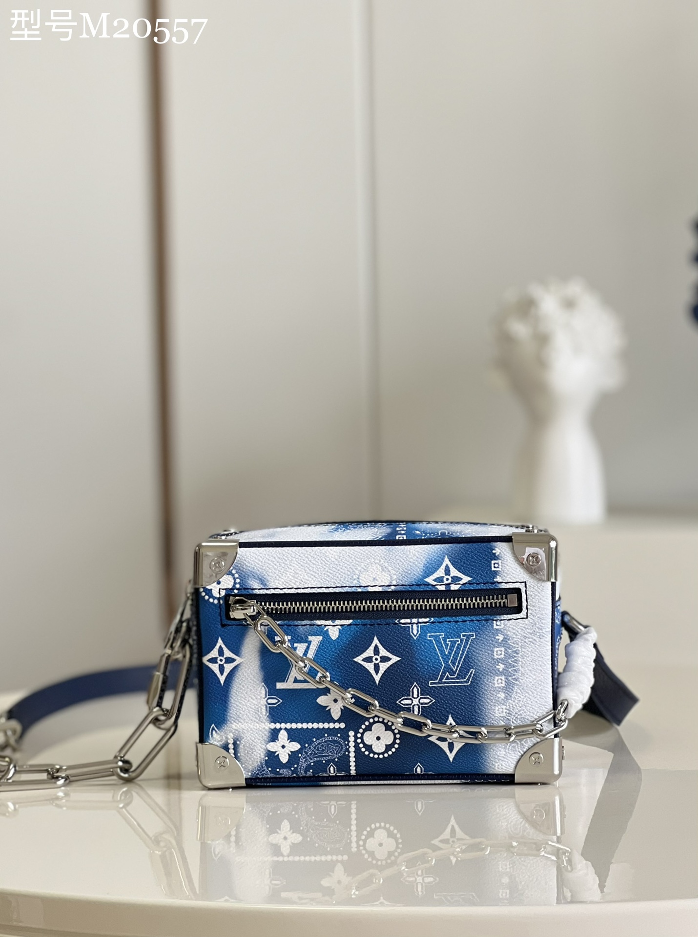 L*ouis V*uitton Top Bag 18.5*13*8CM