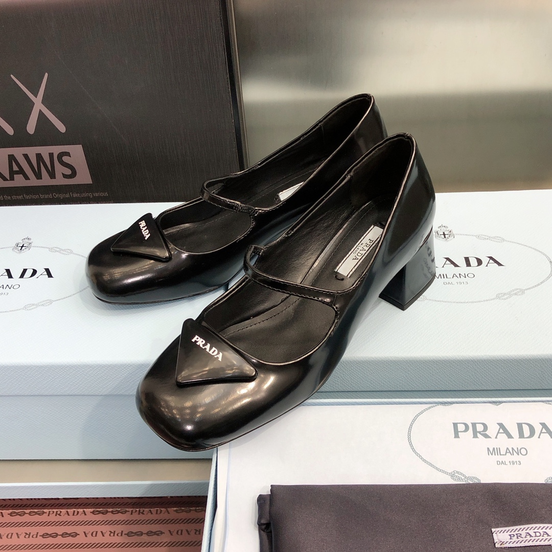 Women P*rada Top Quality Sandals