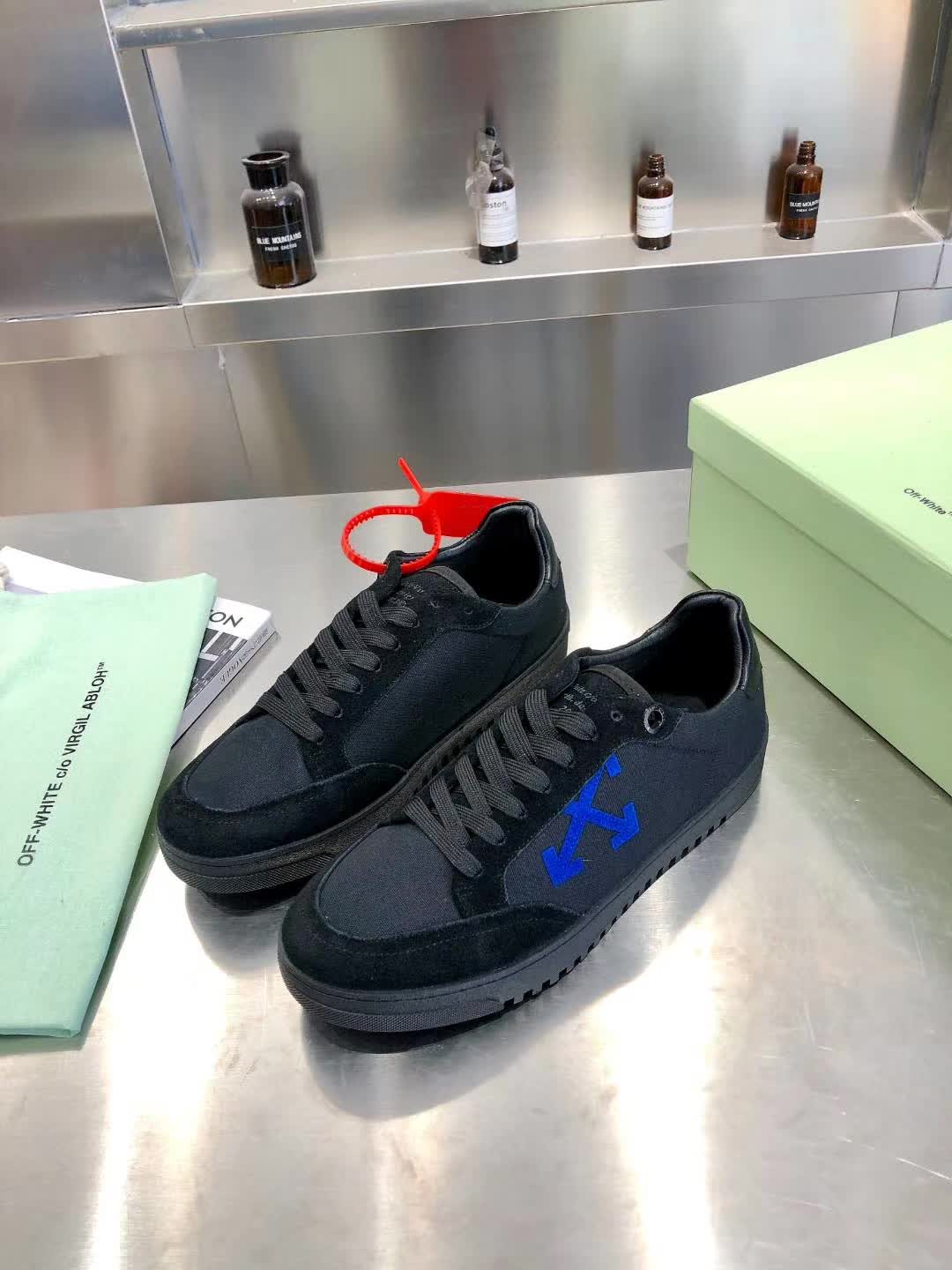 Men Women O*ff W*hite Sneaker