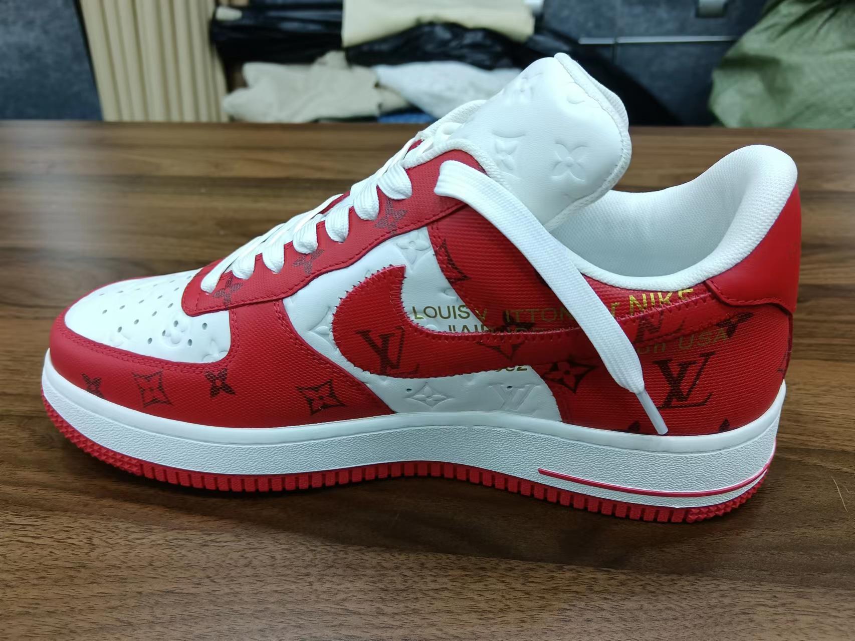 from O*ff-W*hite x Nike Air Force 1 x L*V Low