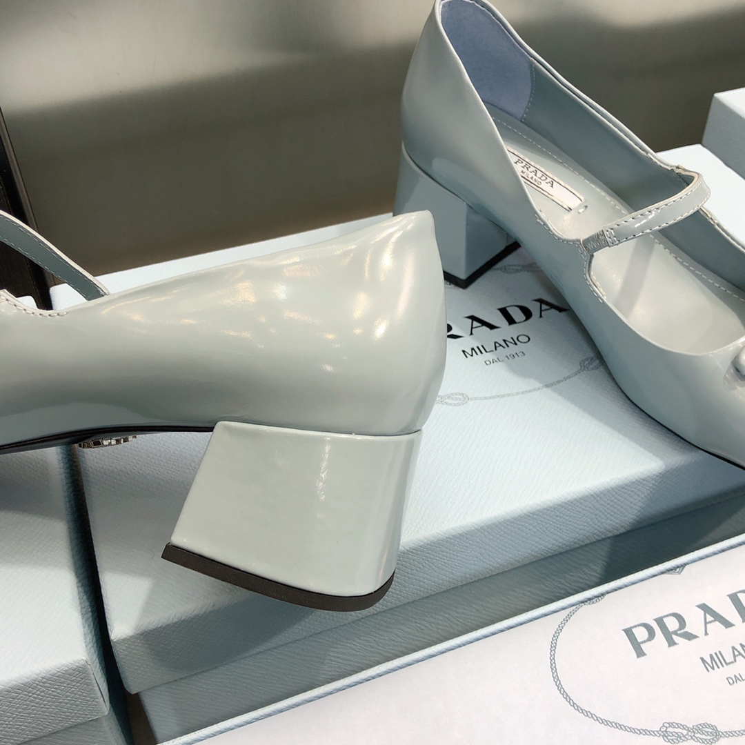 Women P*rada Top Quality Sandals