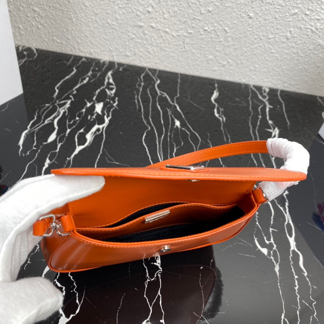 P*rada Top Bag 23*18*2.5cm