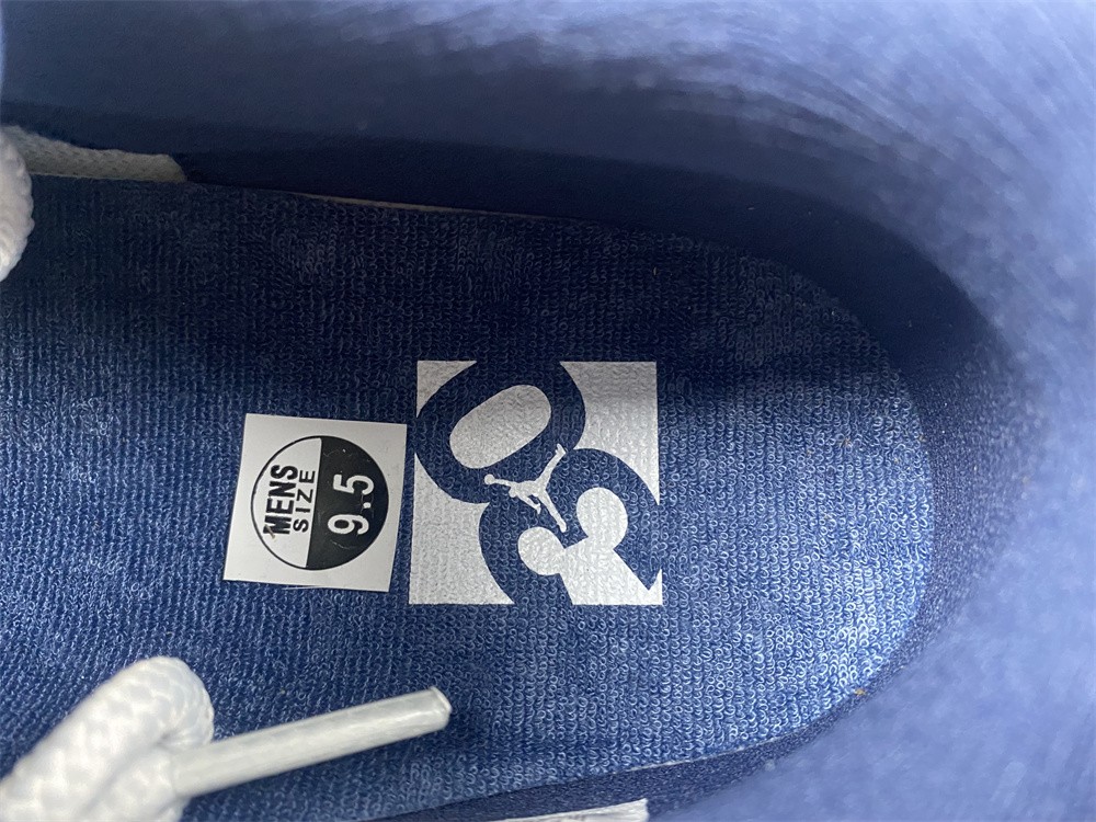 Air Jordan 11 Low 528895-007