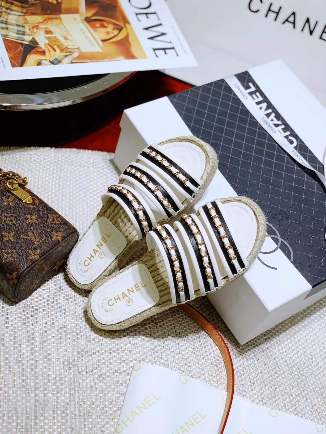 Women C*hanel Top Slippers