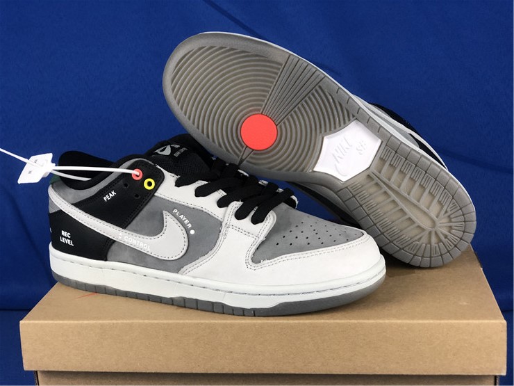 from Nike SB Dunk Low “VX1000 Camcorder” CV1659-001