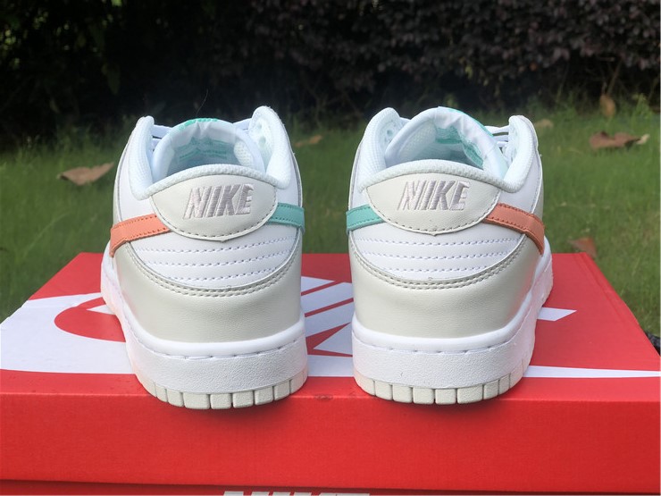 from Nike Dunk Low GS“ Tropical Twist” CW1590-101