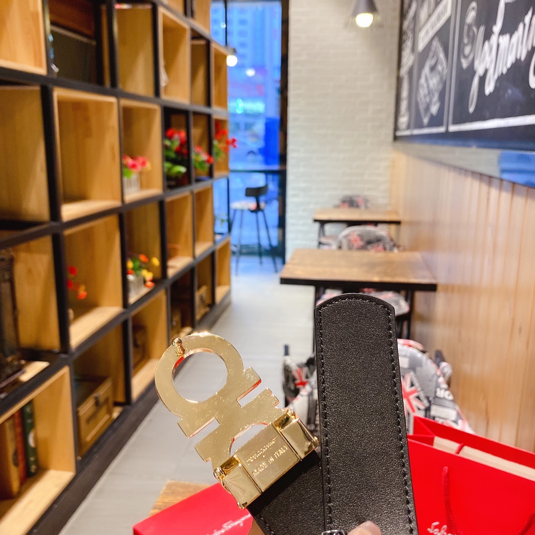 F*erragamo Belts Top Version