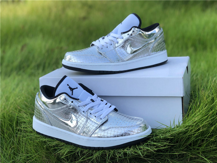 Air Jordan 1 Low 553558 001