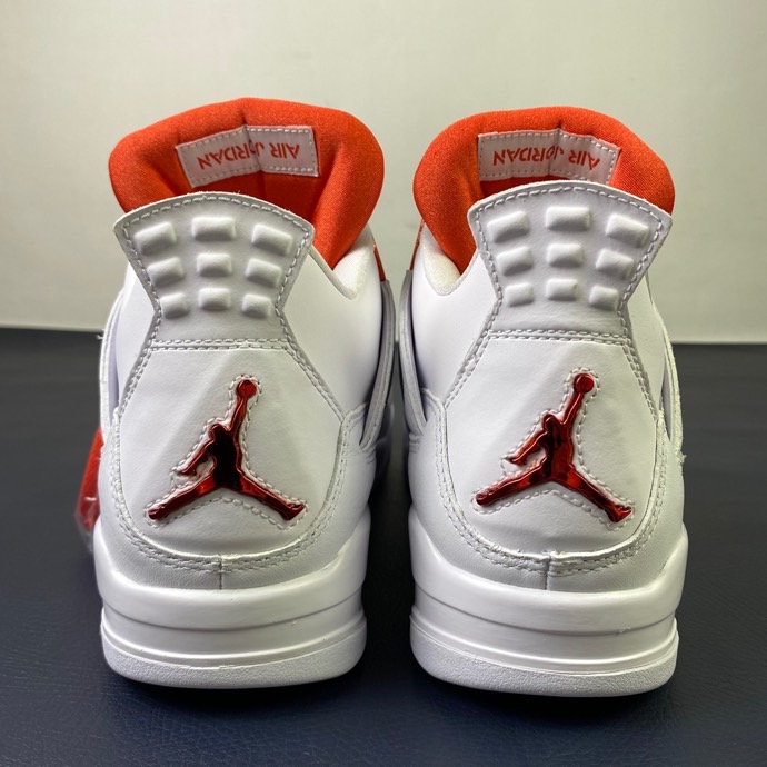 Air Jordan 4 Retro Metallic Orange CT8527-118