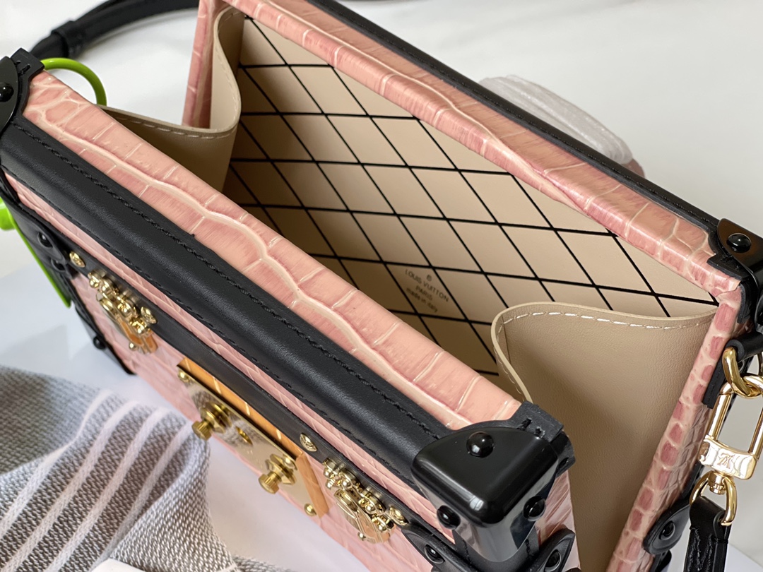 L*ouis V*uitton Bag Top Quality 20*12.5*5CM