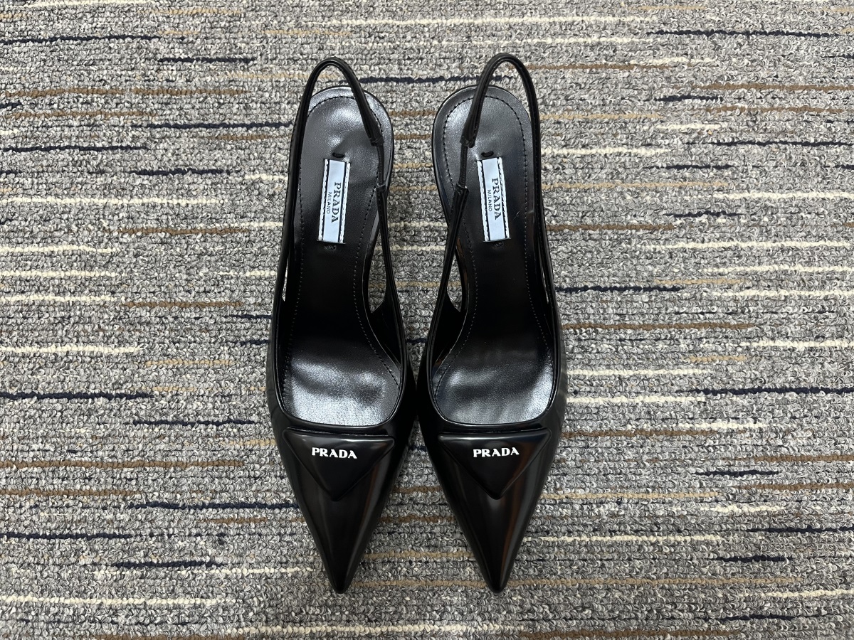 Women P*rada Top Quality Sandals