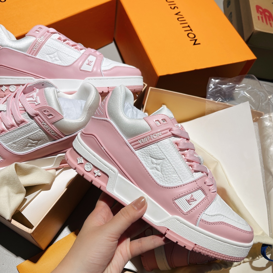 Women L*ouis V*uitton Top Sneakers