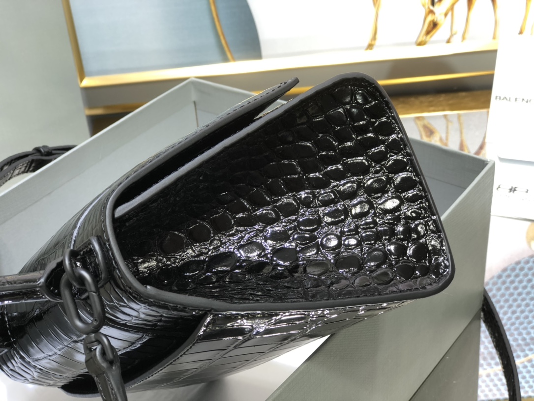 B*alenciaga Bag Top Quality