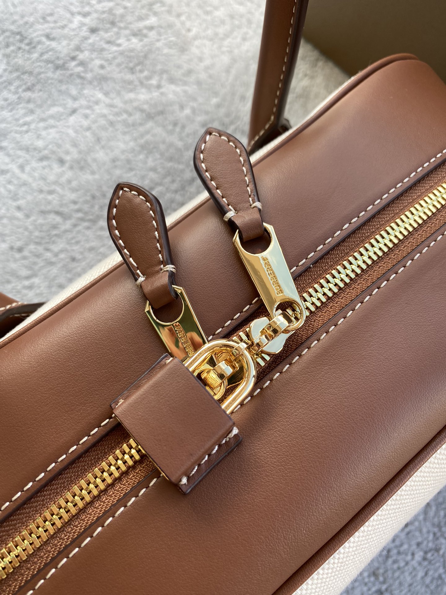 B*urberry Bag Top Quality 30*11*22.5cm