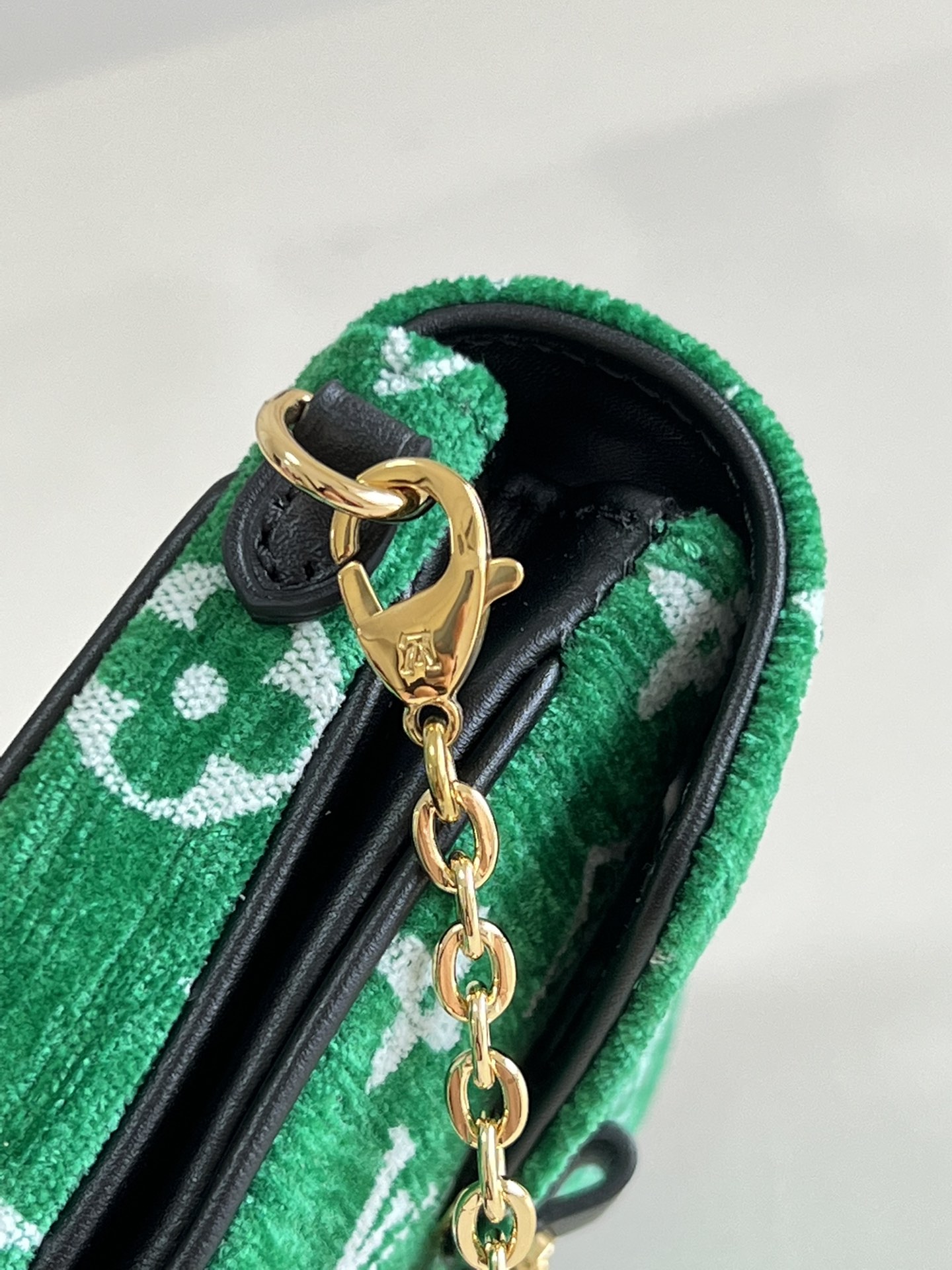 L*ouis V*uitton Bag Top Quality 14*11*3.5CM