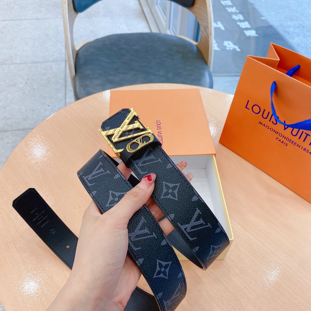 L*ouis V*uitton Belts Top Version