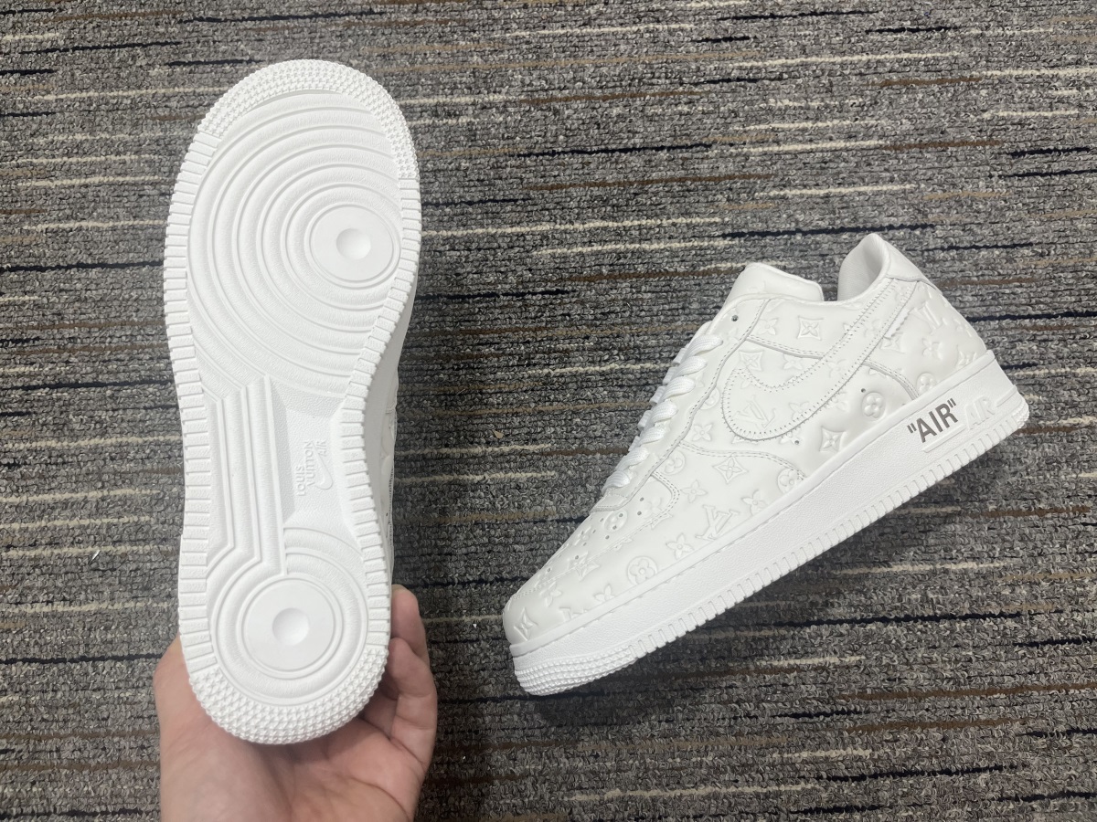from O*ff-W*hite x Nike Air Force 1 x L*V Low