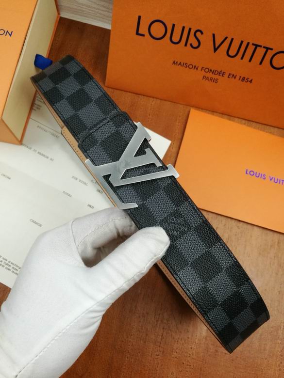 L*uis V*itton Belts Top Version