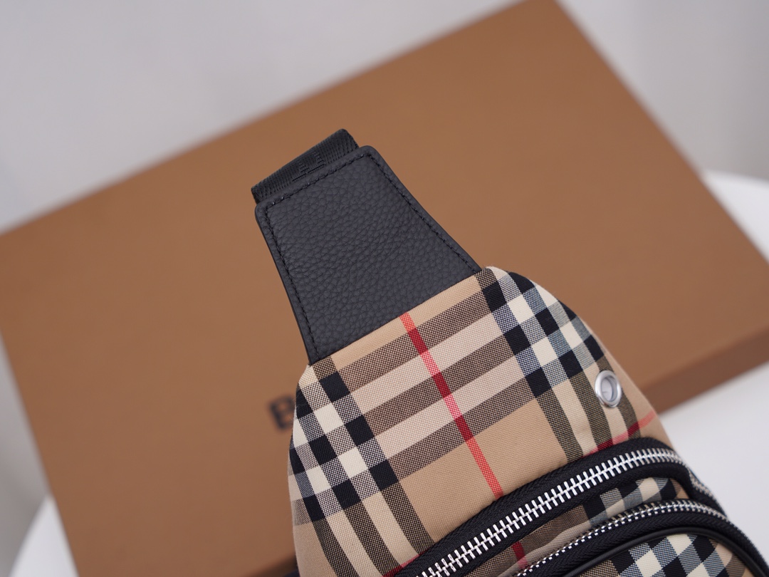 B*urberry Top Bag 20*29*5cm