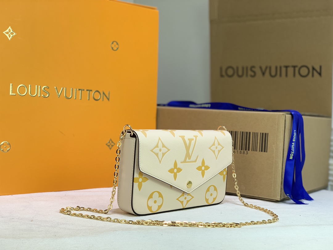 L*ouis V*uitton Top Bag 12*12*3cm