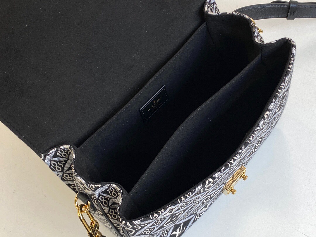 L*ouis V*uitton Top Bag 25 x 19 x 7 cm