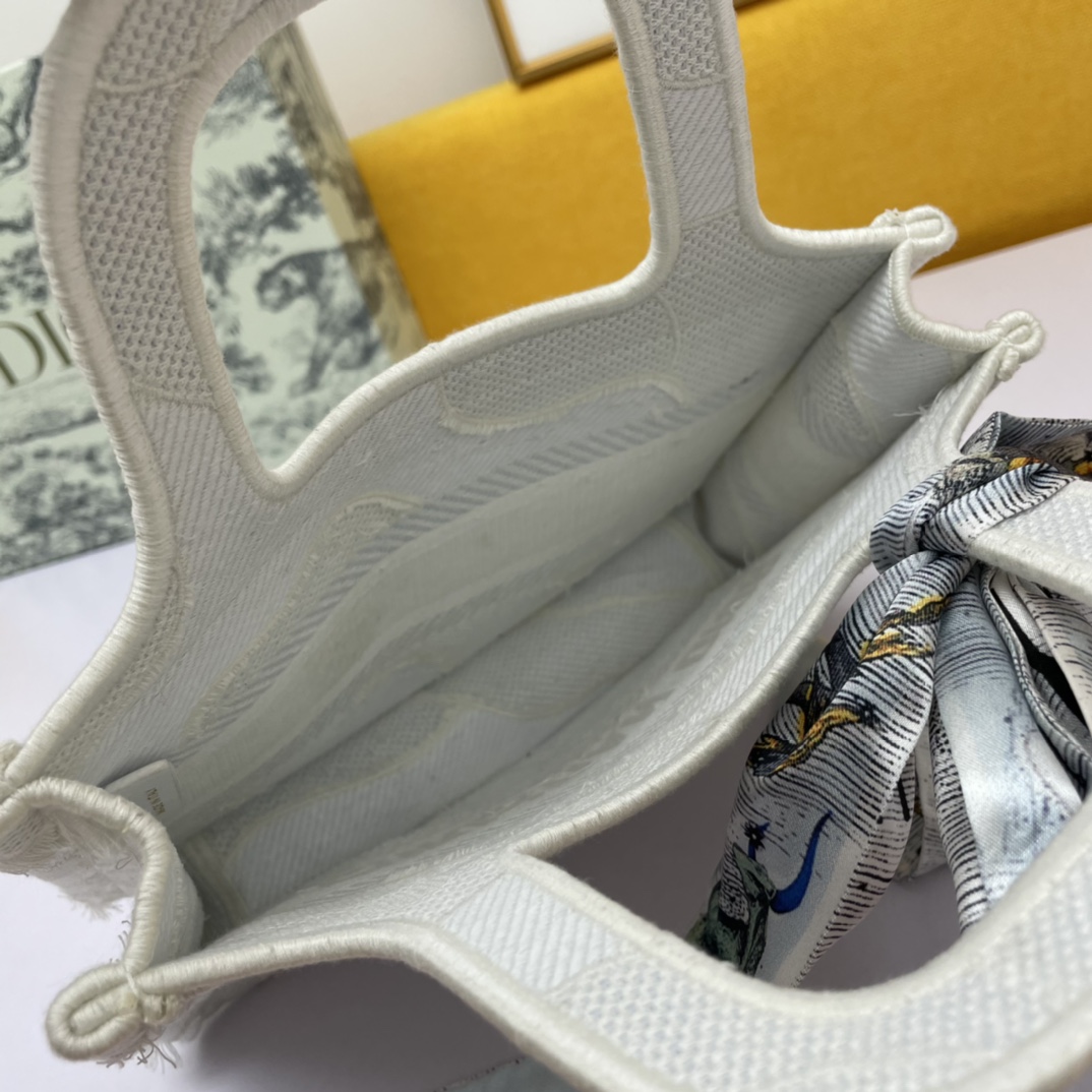 D*ior Bag Top Quality 22.5*24.*8cm