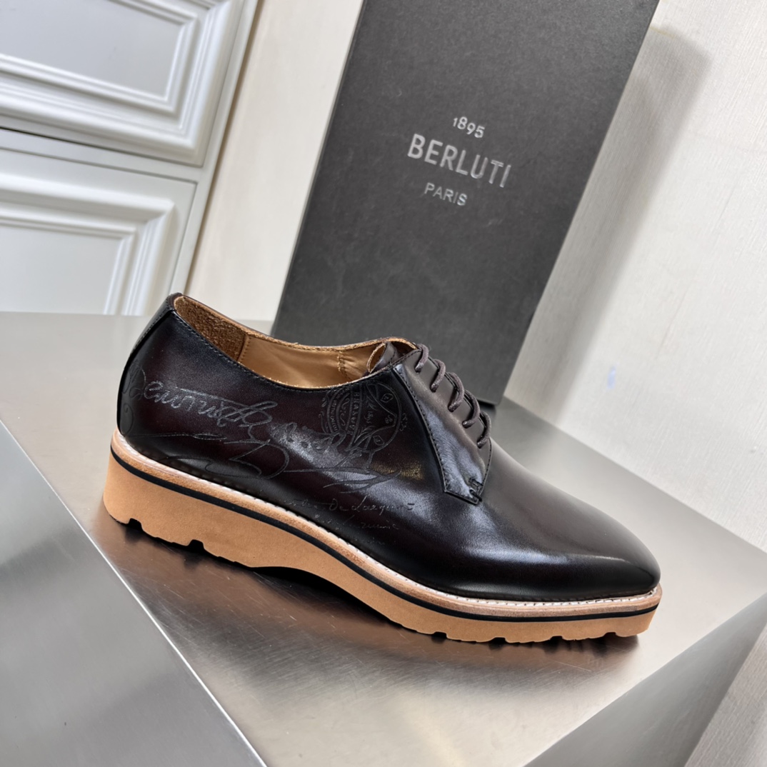 Men B*erluti Top Loafer