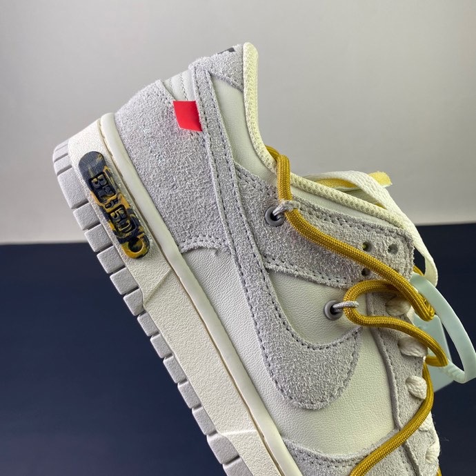 from O*ff-W*hite x Nike Dunk Low