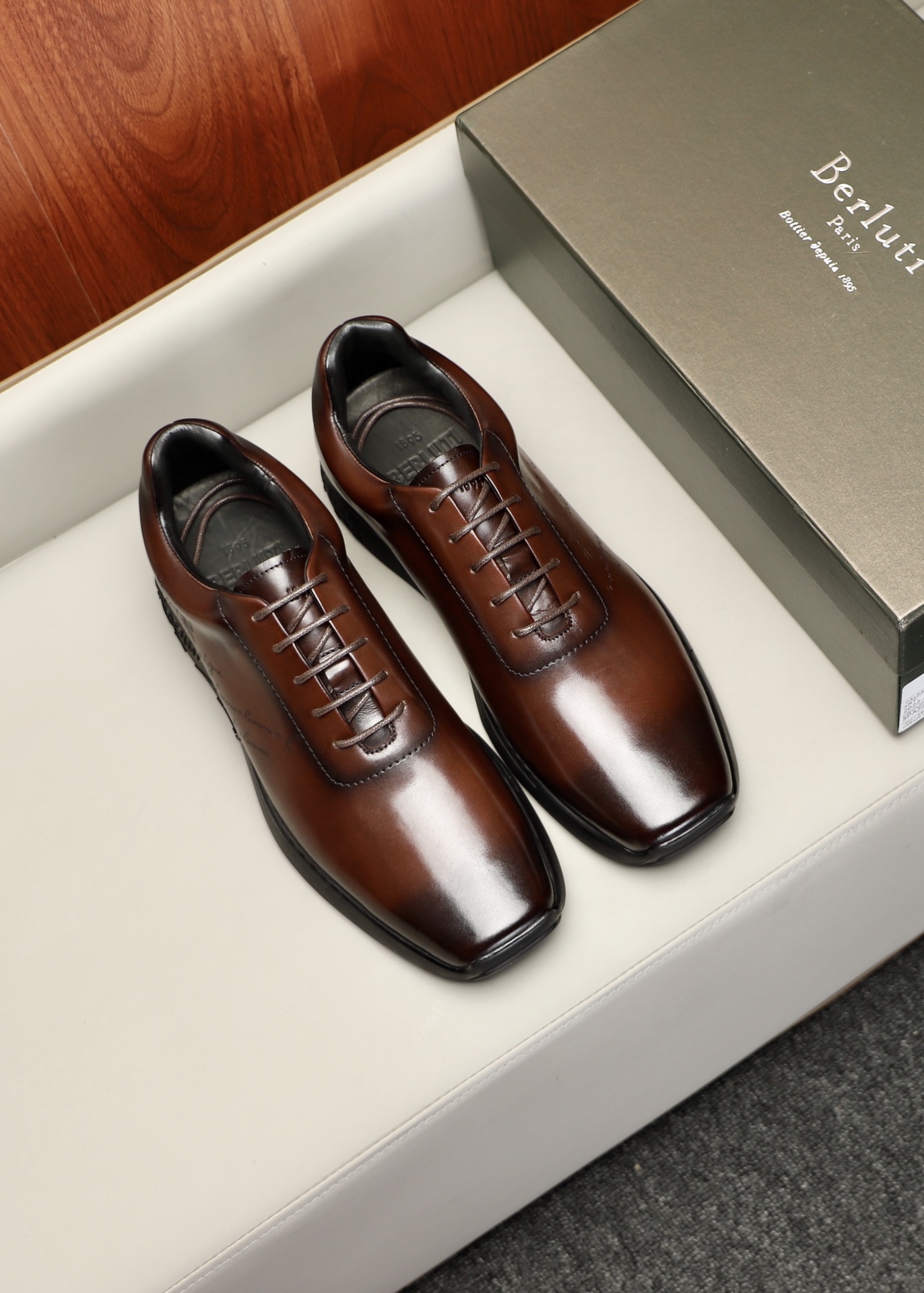 Men B*erluti Top Loafer