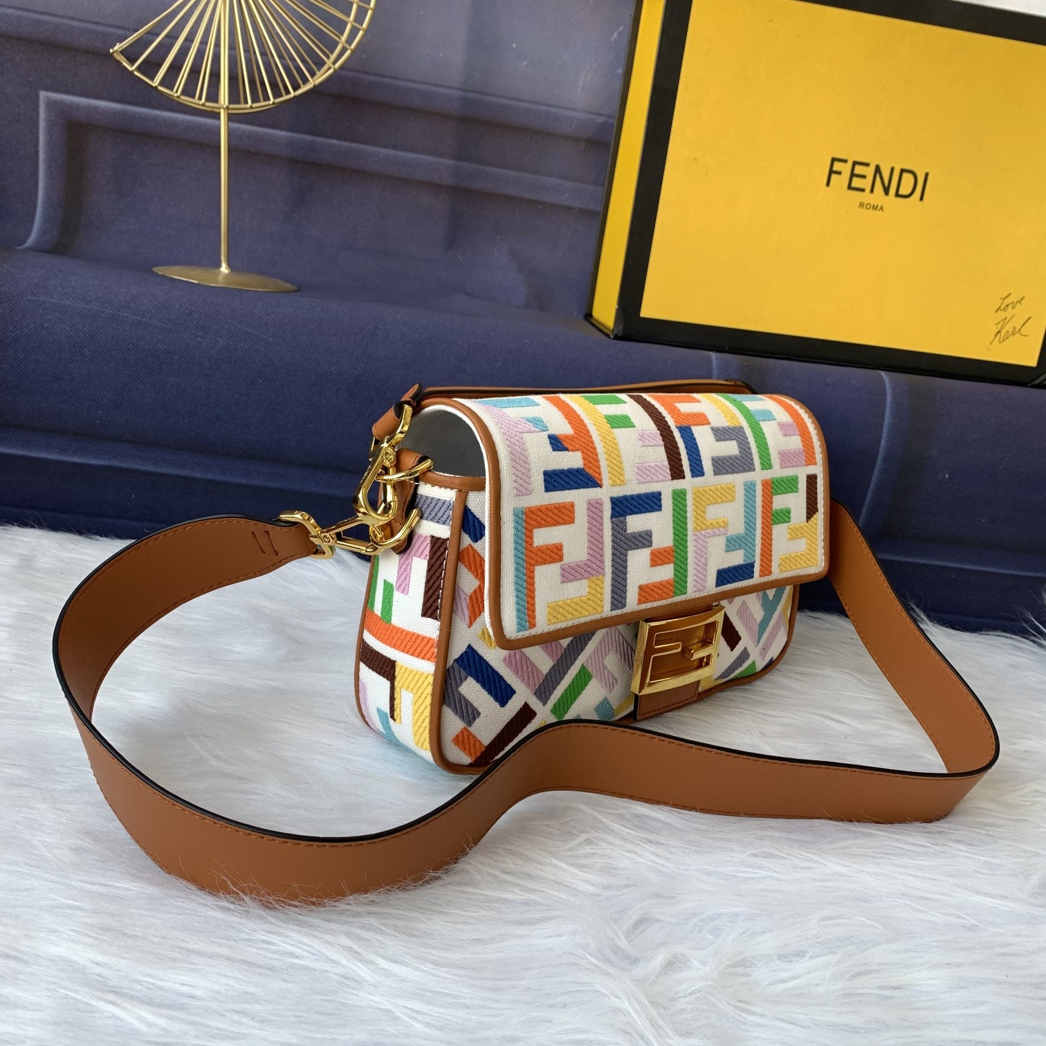 F*endi Top Bag 26*14*4cm