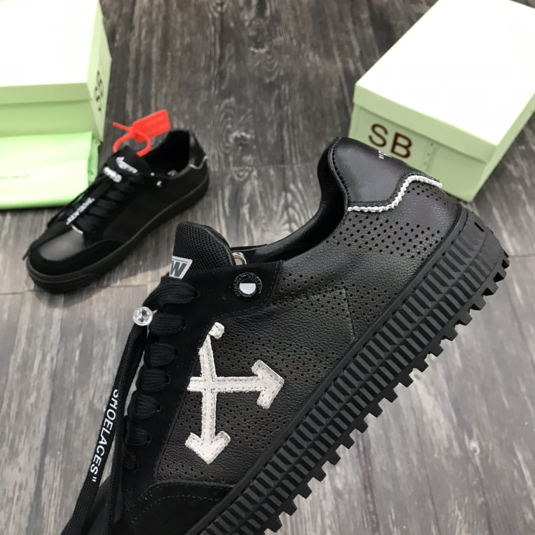 Men Off W*hite Top Sneaker