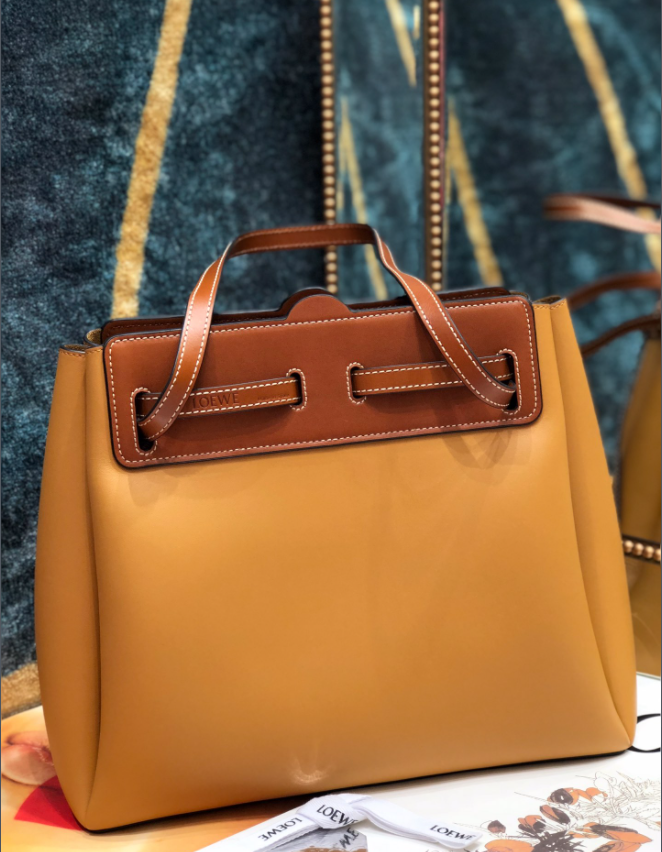 L*oewe Top Bag 24x17x6.5cm