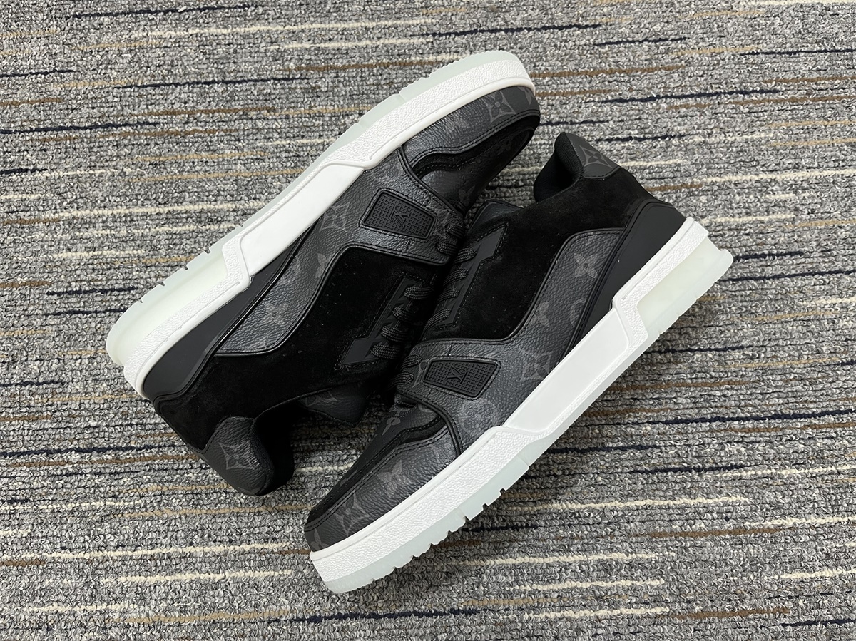 Men L*ouis V*uitton Top Sneakers