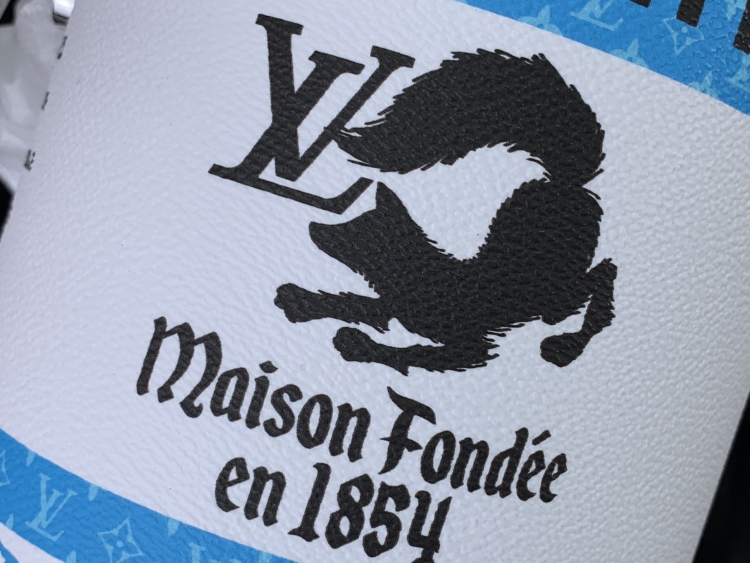 L*ouis V*uitton Bag Top Quality 13.5*17*7CM