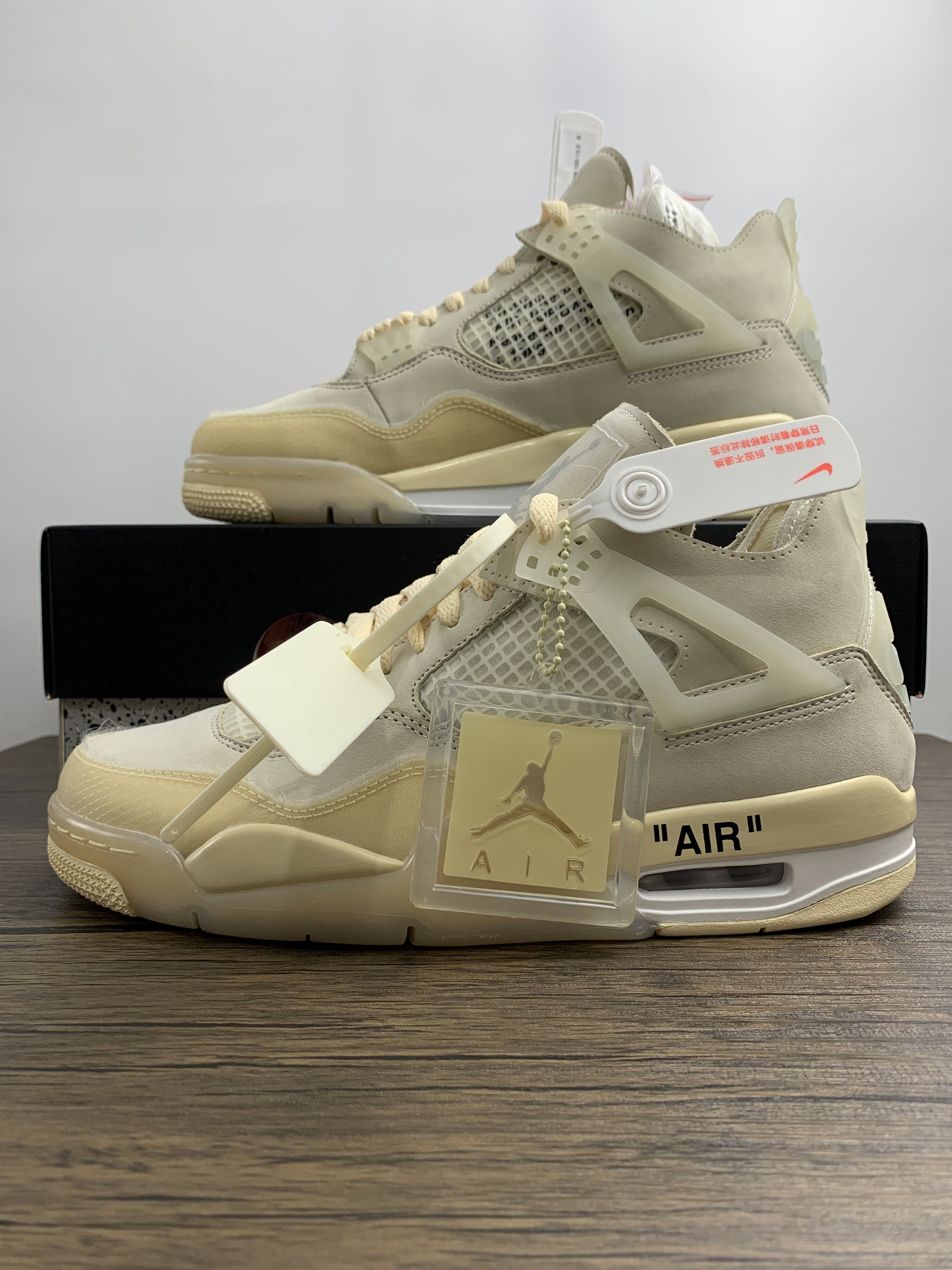 WMNS Air Jordan 4 RETRO x O*ff W*hite CV9388-100