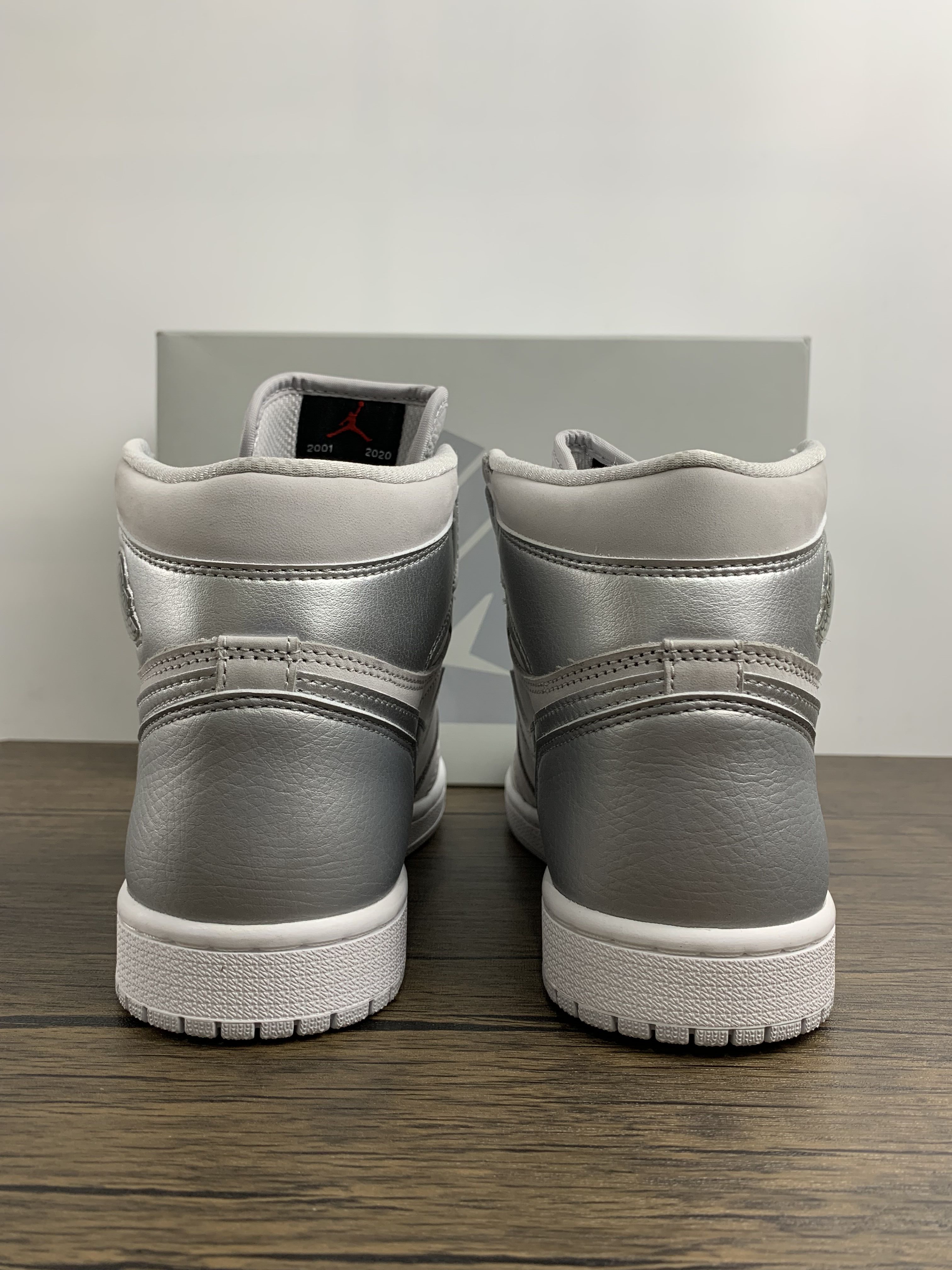 Air Jordan 1 men women top sneaker