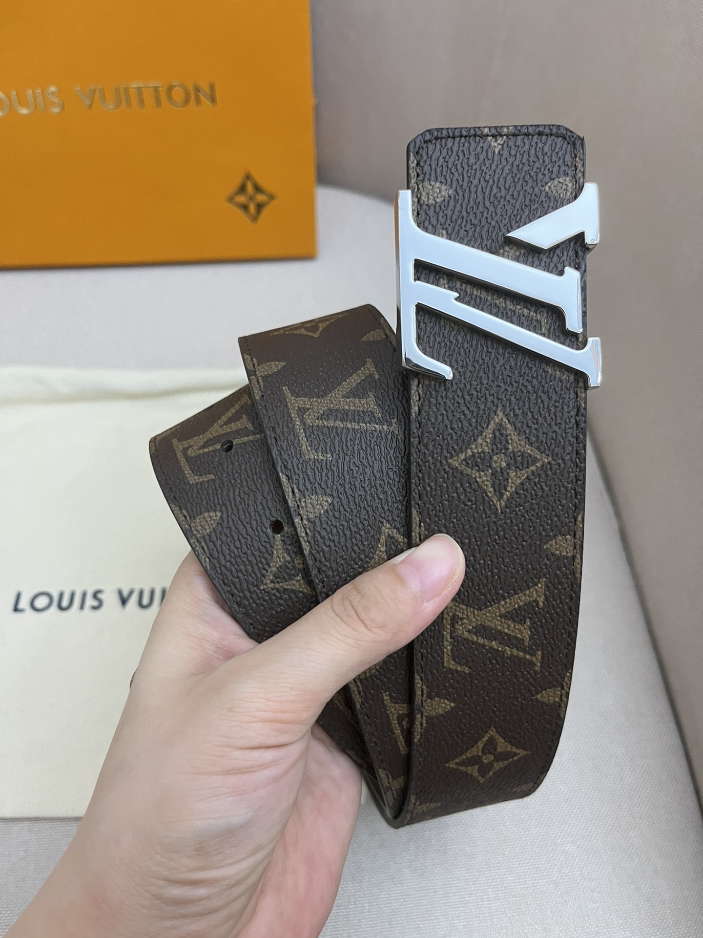 L*ouis V*uitton Belts Top Quality 40MM