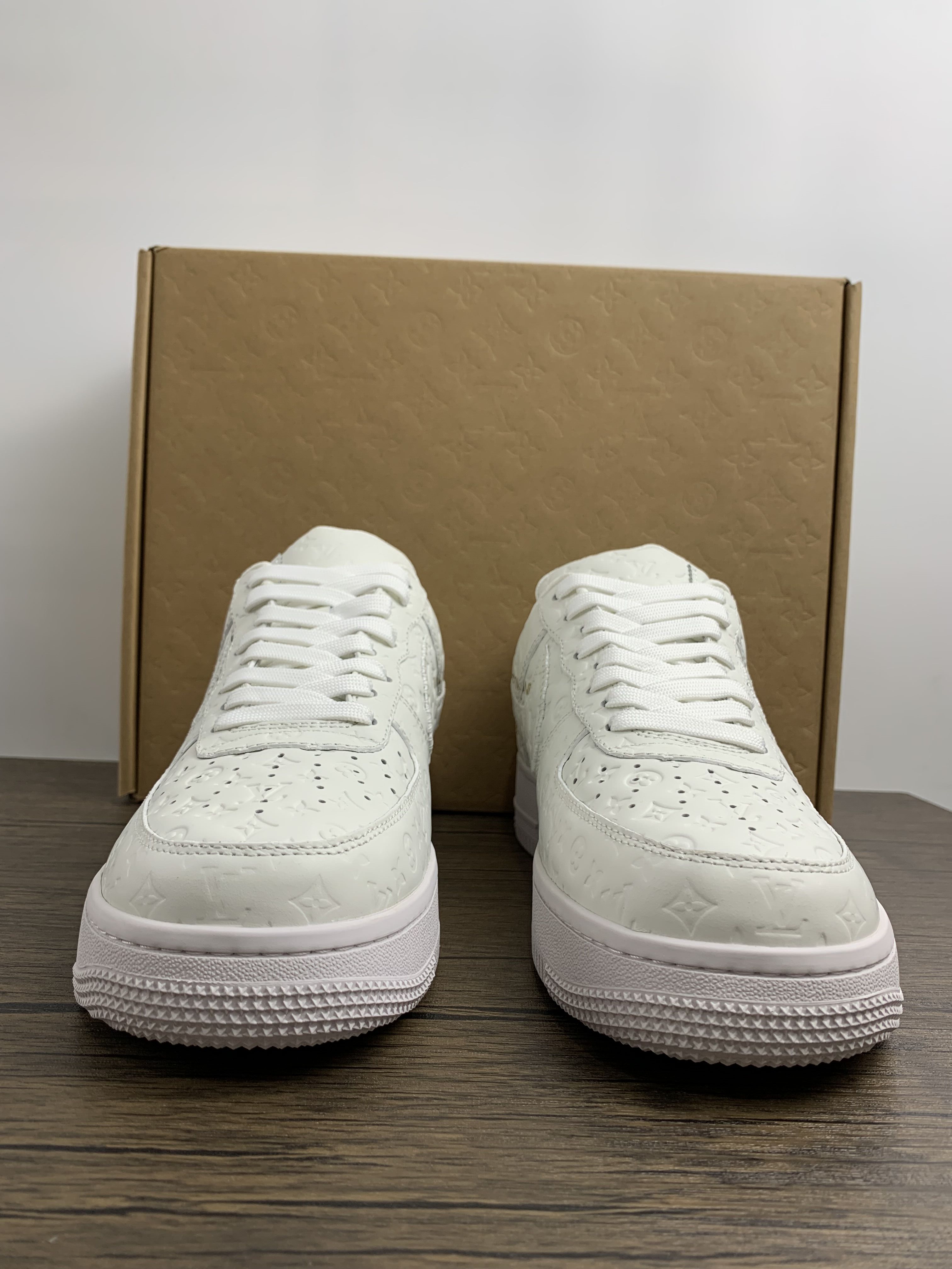 from virgil abloh x Nike Air Force 1 x L*V Low Dunk