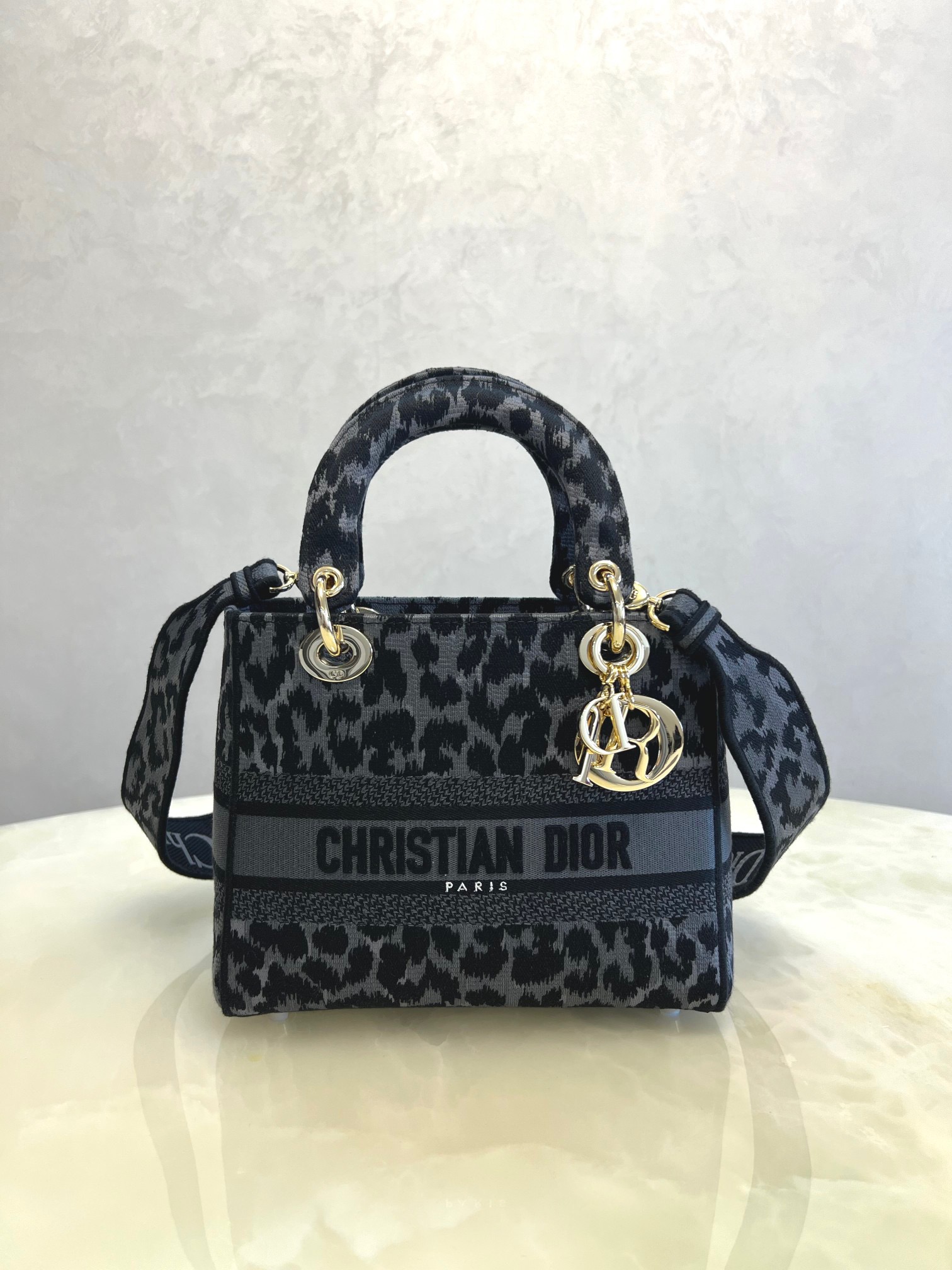 D*ior Lady handbag Top Quality 24*11*20cm