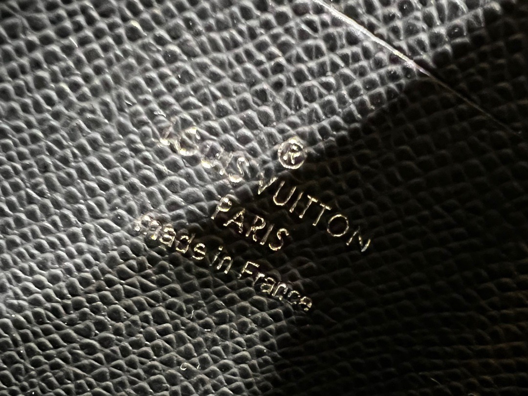 L*ouis V*uitton christoer mini handbag Top Quality 15*17*8cm