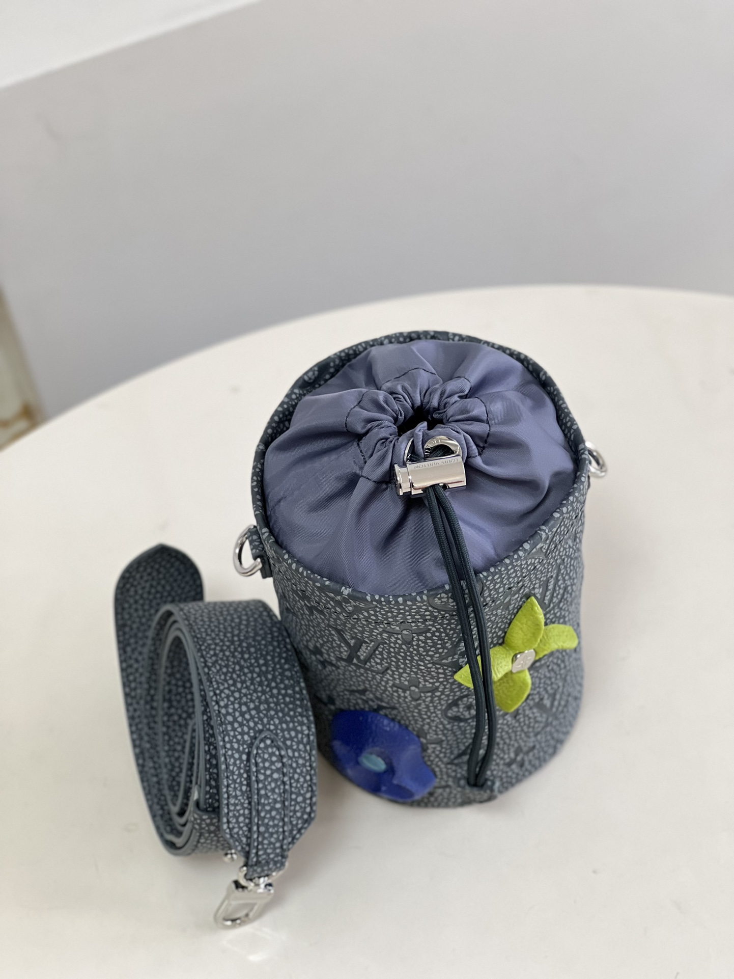 L*ouis V*uitton Top Bag 12.5*17*12.5CM