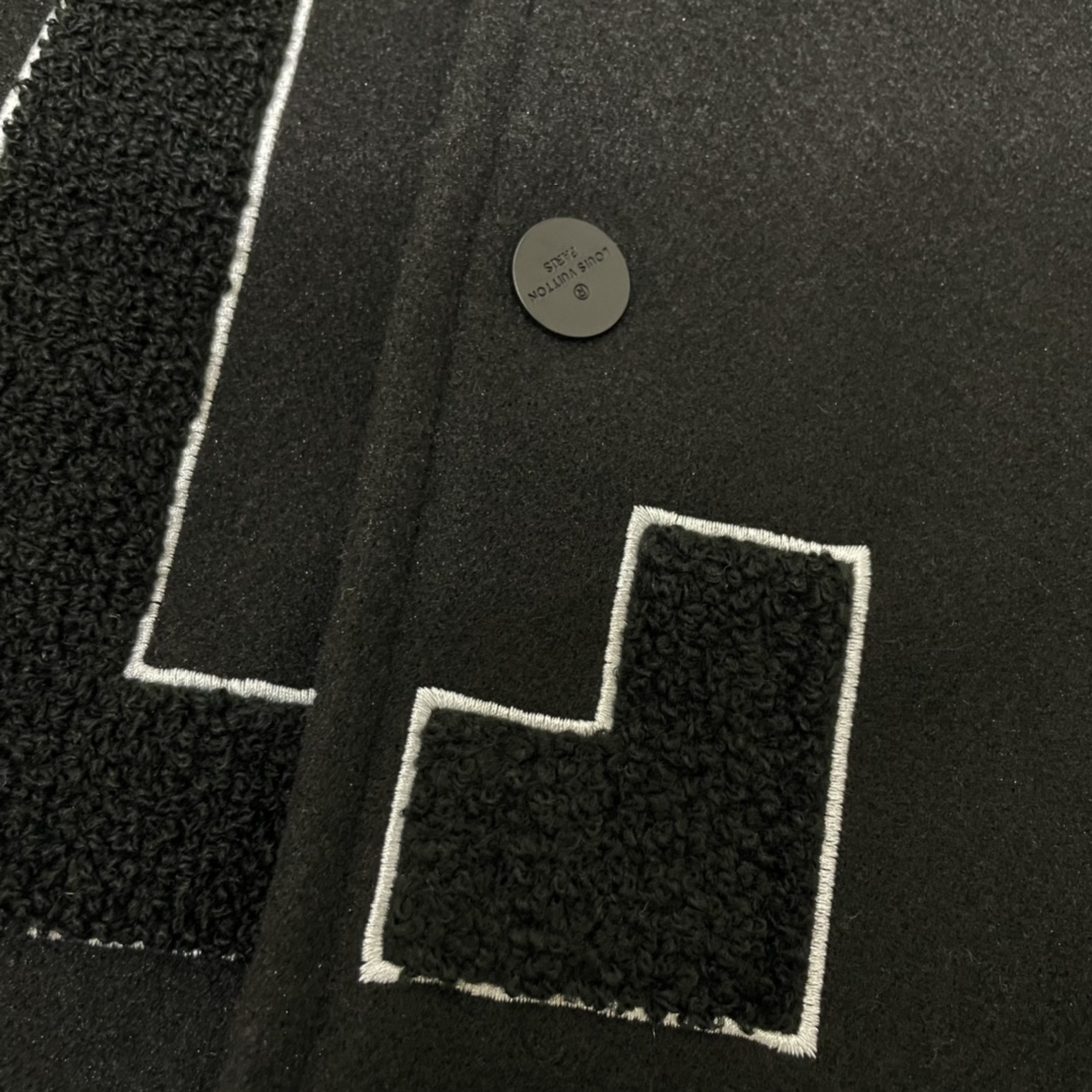 Men Jacket/Sweater Top Quality