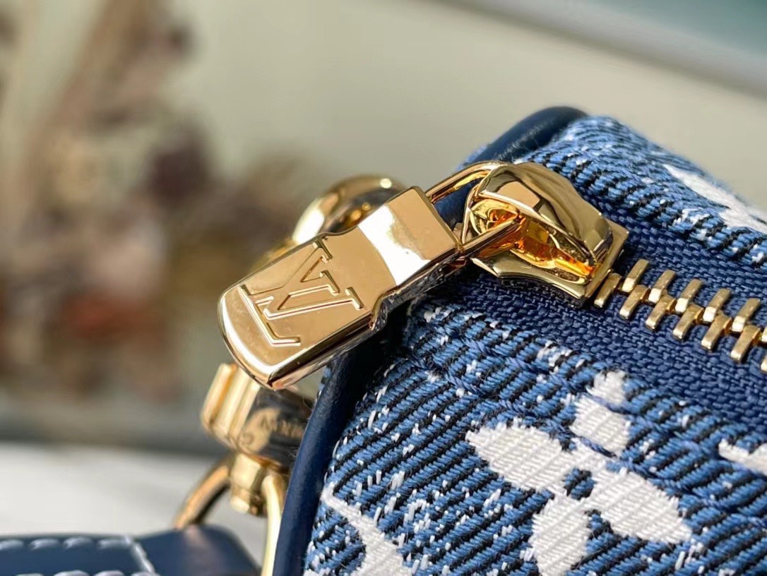 Lady L*ouis V*uitton nano speedy handbag Top Quality M81168 16*10*7.5cm